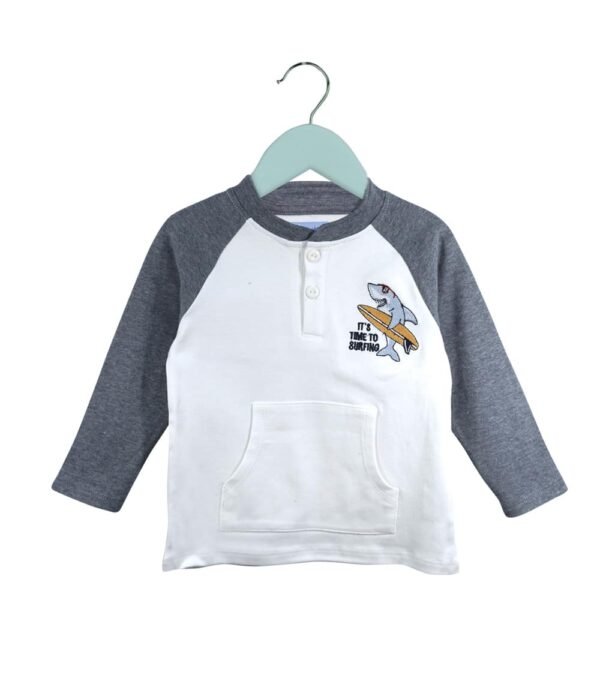 Polera manga larga niño tiburón